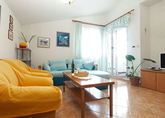 Emina 2317 Apartmán Premantura