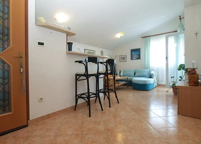 Emina 2317 Apartmán